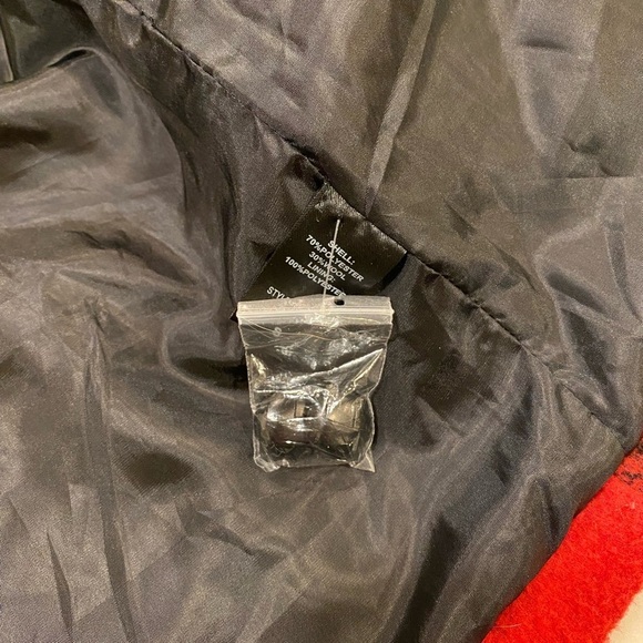 Pomander Place Tuckernuck Shirt Jacket Size Small Red Black Plaid Wool Blend - Picture 11 of 14